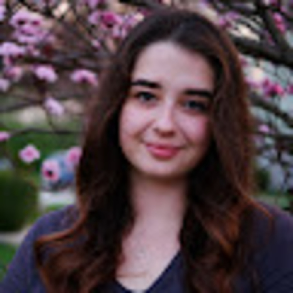 Meet your Posher, Olivia